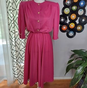 Vintage 80s dress.  Mid sleeve Hot Pink Sz 8P